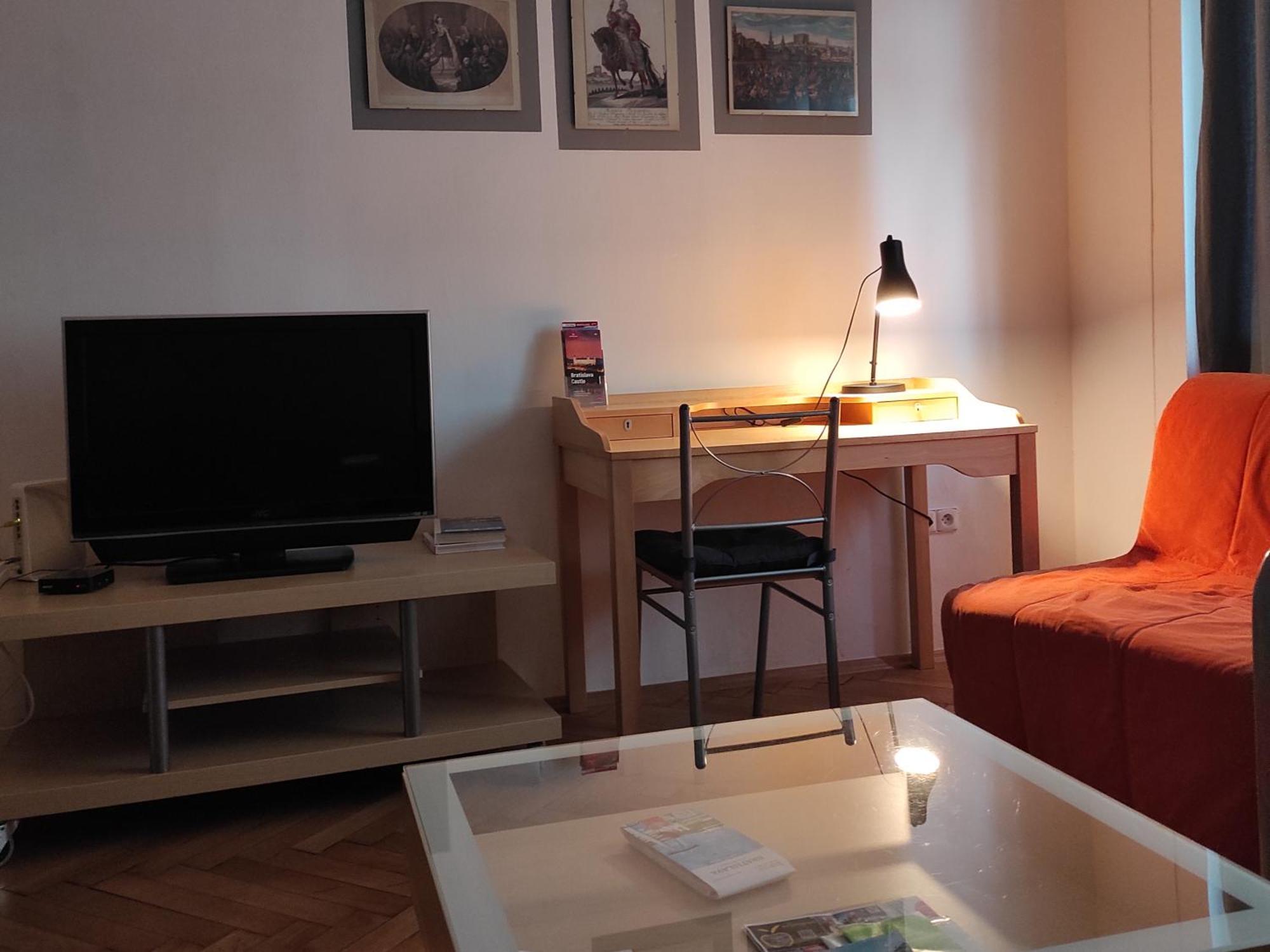 Coronation Apartment Bratislava Ngoại thất bức ảnh