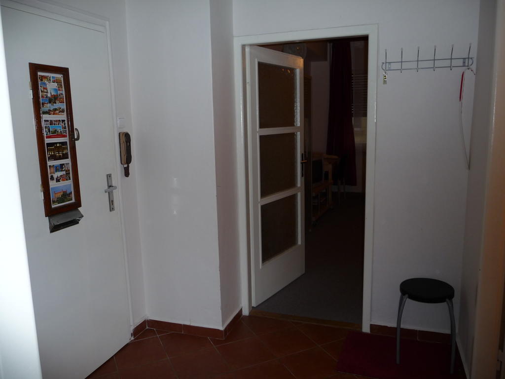 Coronation Apartment Bratislava Phòng bức ảnh